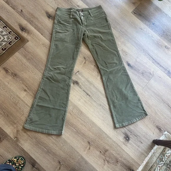 Bella Dahl Olive Green Corduroy Flare Vintage Pants - Picture 8 of 14